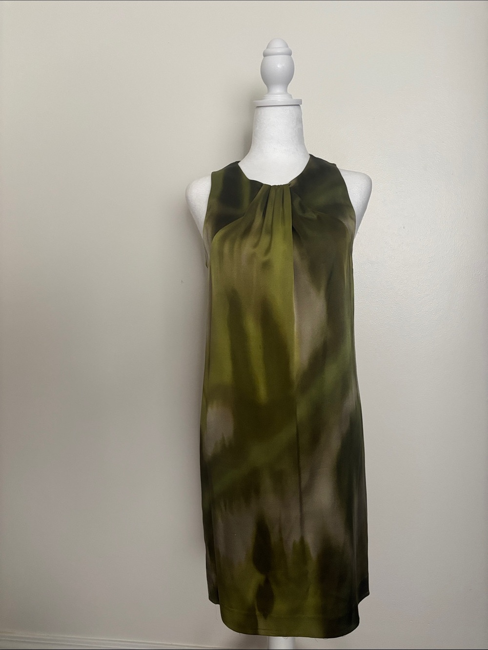 Vince Silk Olive Green Sleeveless Shift Dress